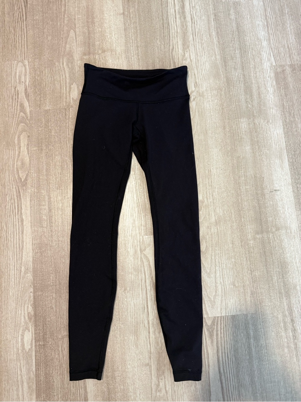 Lululemon black leggings